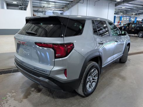 Used 2025 GMC Terrain Elevation AWD/4WD image 3