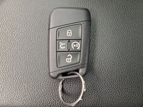 Used 2020 Volkswagen Jetta SEL image 32