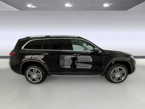Used 2023 Mercedes-Benz GLS 450 4MATIC image 7