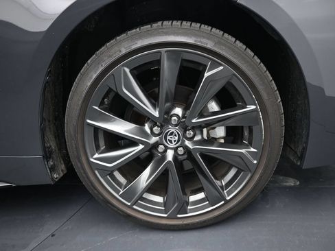 Used 2025 Toyota Corolla SE FWD image 11