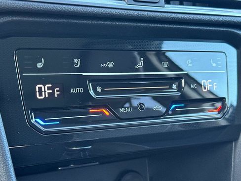 New 2026 Volkswagen Taos SEL image 20