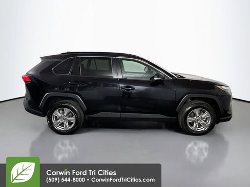 Used 2023 Toyota RAV4 XLE image 19