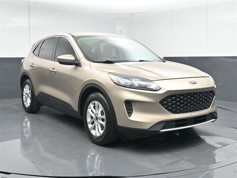 Used 2021 Ford Escape SE w/ Cold Weather Package FWD image 1
