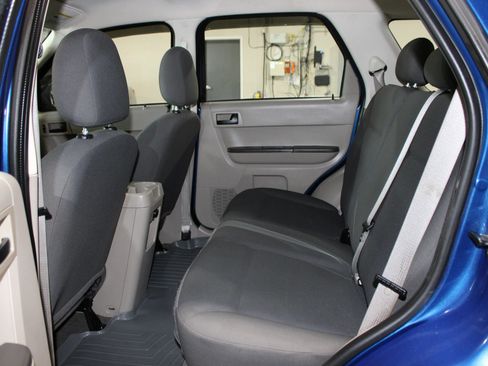 Used 2008 Ford Escape XLS FWD image 21