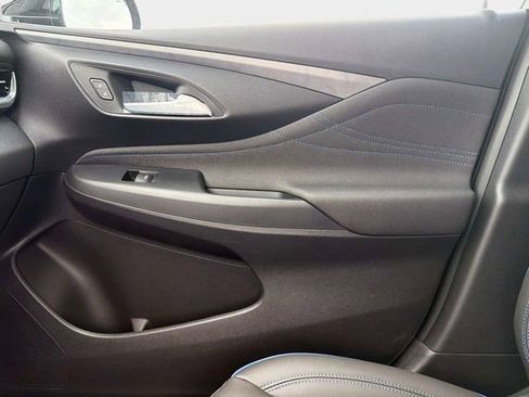 New 2026 Buick Envista Sport Touring w/ Convenience I Package FWD image 22