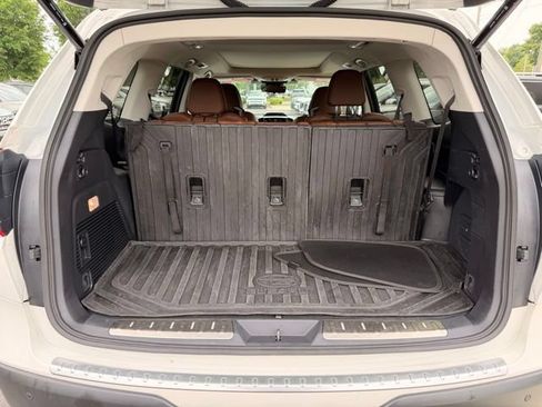 Used 2024 Subaru Ascent Touring AWD/4WD image 8