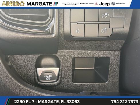 Used 2026 RAM ProMaster 2500 w/ Convenience Group FWD image 31