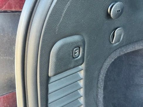 Used 2020 Jeep Grand Cherokee Limited image 39