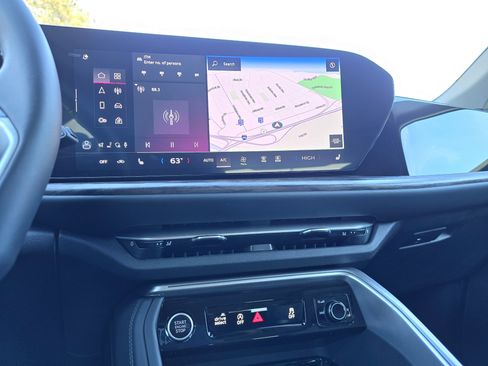 Certified 2025 Audi Q5 Premium w/ Convenience Package image 51