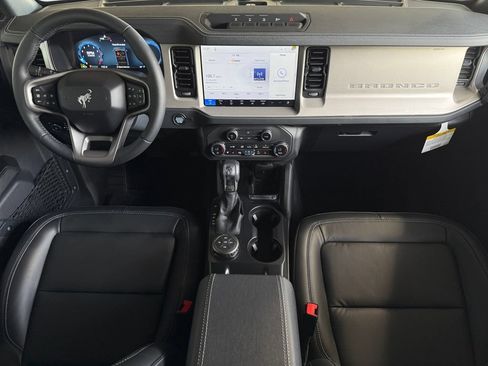 New 2026 Ford Bronco Outer Banks w/ Sasquatch Package AWD/4WD image 42