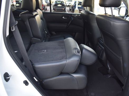 Used 2024 Nissan Armada SV image 64