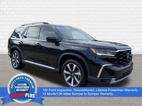 Used 2023 Honda Pilot Touring image 1