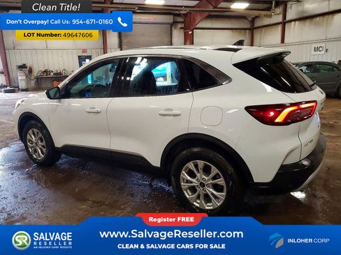 Used 2023 Ford Escape Active w/ Tech Pack #1 image 3