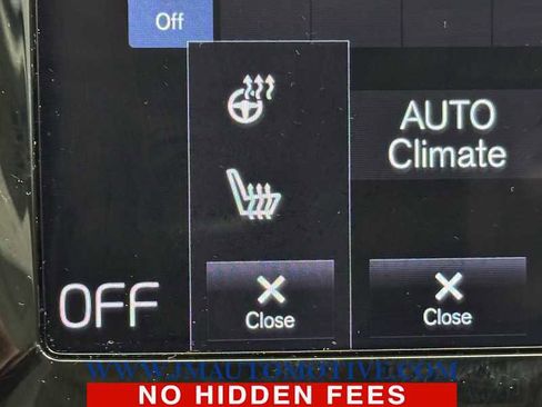 Used 2020 Volvo S60 T5 Momentum image 32