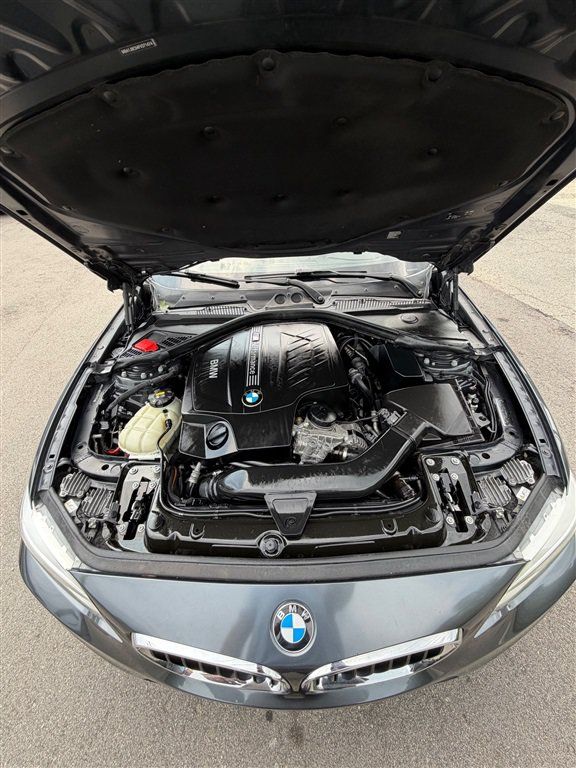 Used 2015 BMW M235i xDrive Coupe AWD/4WD image 9