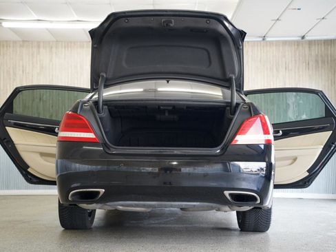 Used 2016 Hyundai Equus Signature image 37