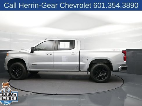 Used 2022 Chevrolet Silverado 1500 RST w/ Convenience Package II AWD/4WD image 4