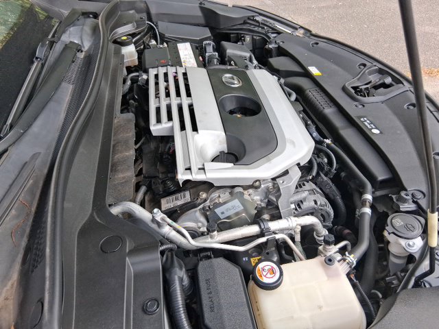 Used 2019 Lexus UX 200 w/ Accessory Package FWD image 29