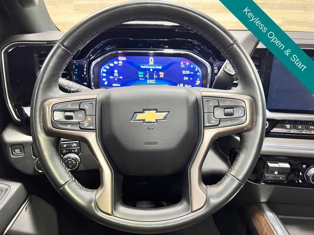 Used 2024 Chevrolet Silverado 3500 High Country w/ High Country Premium Package AWD/4WD image 26