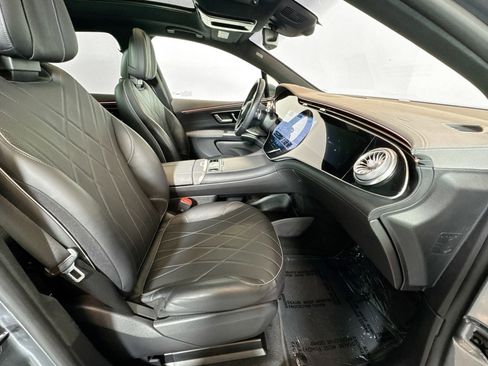 Used 2023 Mercedes-Benz EQS 580 4MATIC SUV image 27