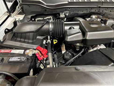 Used 2017 Ford F250 XL w/ Power Equipment Group AWD/4WD image 23