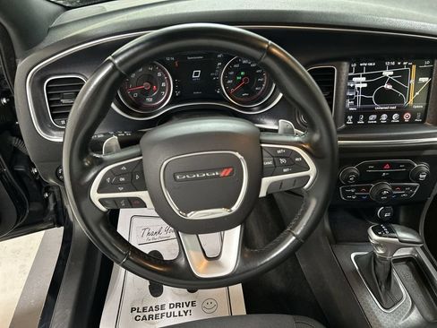 Used 2016 Dodge Charger R/T RWD image 4