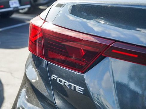 Certified 2023 Kia Forte LXS image 9