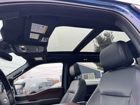 Used 2022 Ford F150 Lariat w/ Equipment Group 502A High image 19