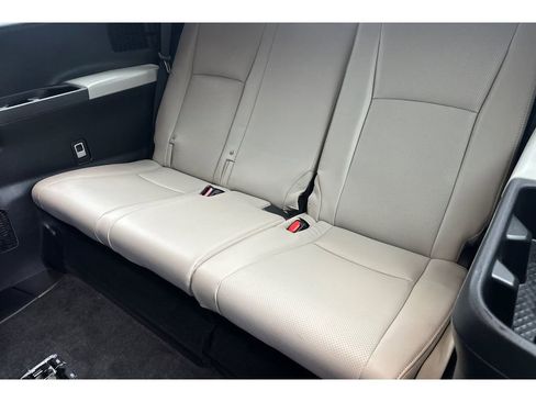 Certified 2024 Toyota Grand Highlander AWD Hybrid image 16