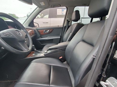 Used 2010 Mercedes-Benz GLK 350 2WD image 3