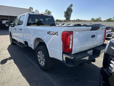 Used 2024 Ford F250 XLT image 4