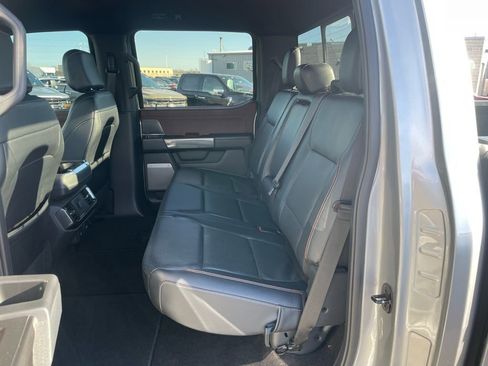 Used 2022 Ford F150 Lariat image 8