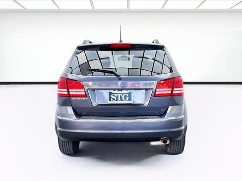 Used 2019 Dodge Journey SE image 5