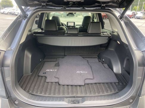 Used 2023 Toyota RAV4 XLE Premium AWD/4WD image 9