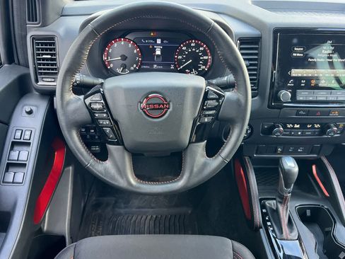 Used 2023 Nissan Frontier PRO-4X w/ Technology Package image 14