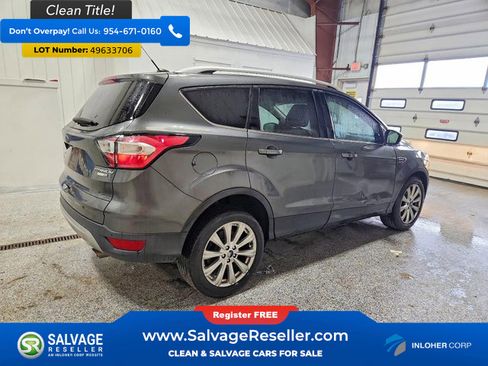Used 2017 Ford Escape Titanium AWD/4WD image 4