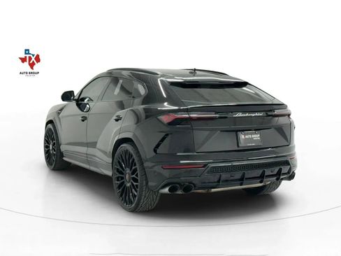 Used 2021 Lamborghini Urus image 5