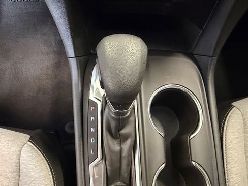 Used 2024 Chevrolet Equinox LS image 21