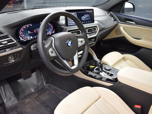 Used 2025 BMW X4 xDrive30i image 20
