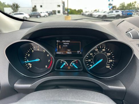 Used 2019 Ford Escape Titanium FWD image 26