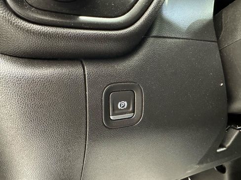 Used 2020 Chevrolet Silverado 2500 W/T w/ WT Fleet Convenience Package AWD/4WD image 13