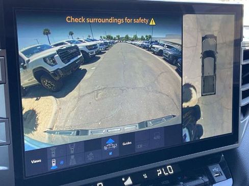 Used 2025 Toyota Tundra Limited w/ TRD Off-Road Package AWD/4WD image 10