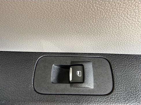 Used 2021 Ford F250 XL w/ Power Equipment Group image 29