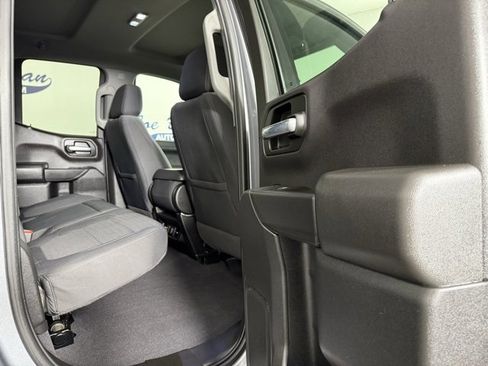 Used 2021 Chevrolet Silverado 1500 LT image 17
