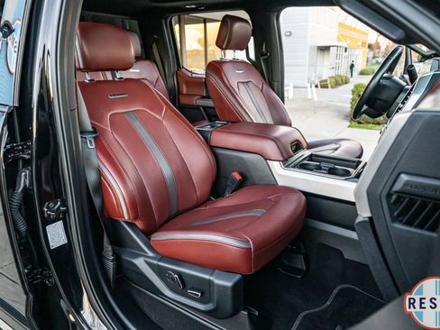 Used 2020 Ford F350 Platinum w/ Tremor Off-Road Package image 35