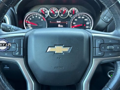 Used 2021 Chevrolet Silverado 1500 LT image 32