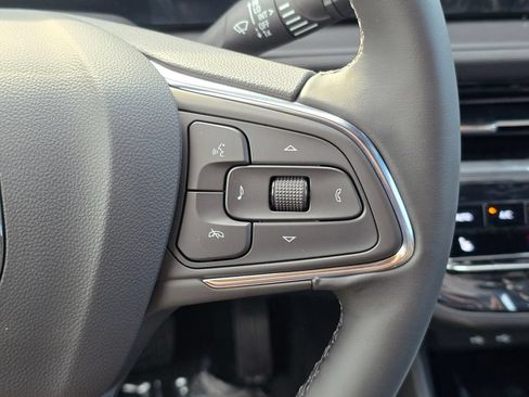 New 2026 Buick Envista Avenir FWD image 21