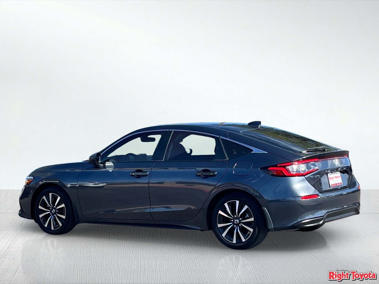 Used 2024 Honda Civic EX-L image 4