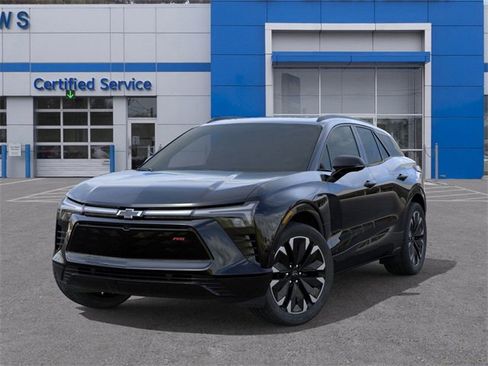 New 2025 Chevrolet Blazer EV RS image 6