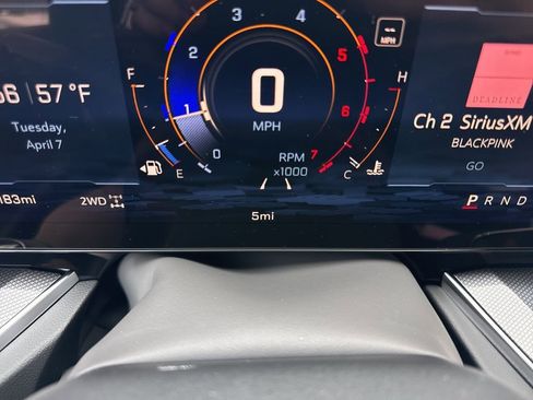 New 2026 Chevrolet Suburban RST w/ RST Capability Package AWD/4WD image 30